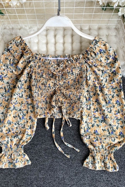 Lillemustri ja lipsudega vabaaja naiste särk