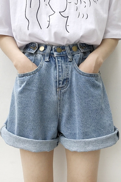 Νέο μοντέλο γυναικείο σορτς με ψηλή μέση