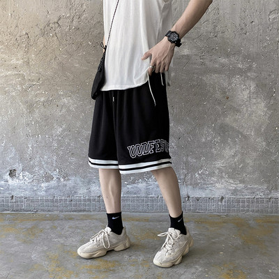 Laiad 3/4 lühikesed püksid kirjadega