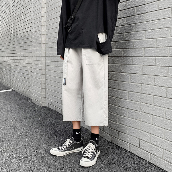 Laiad püksid pikkusega 7/8