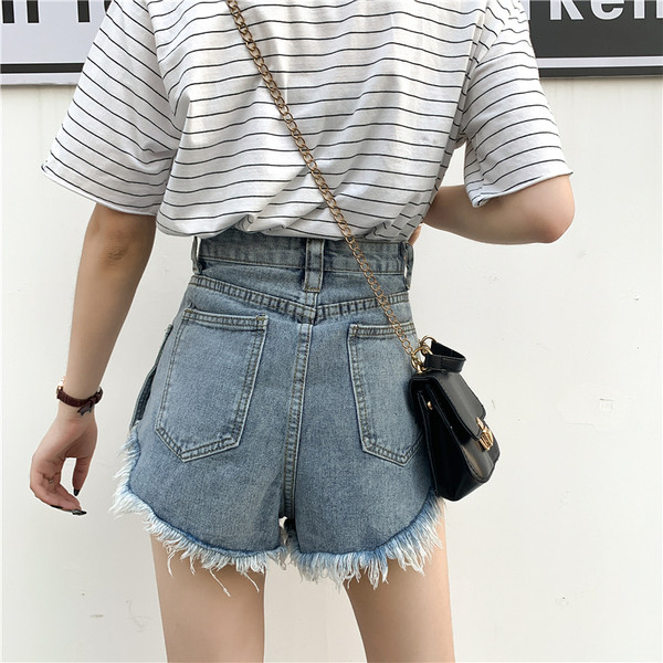 Moderni sieviešu šorti ar augstu vidukli no džinsa