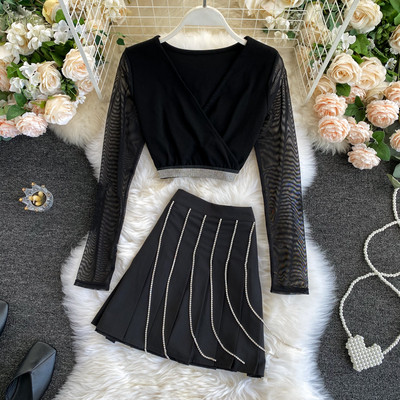 Set elegant de cămașă și fustă cu pietre în negru