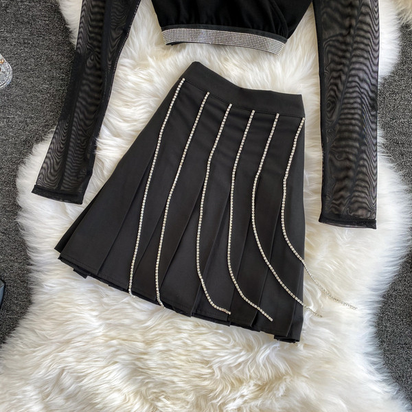 Stílusos női ing és szoknya szett fekete kövekkel
