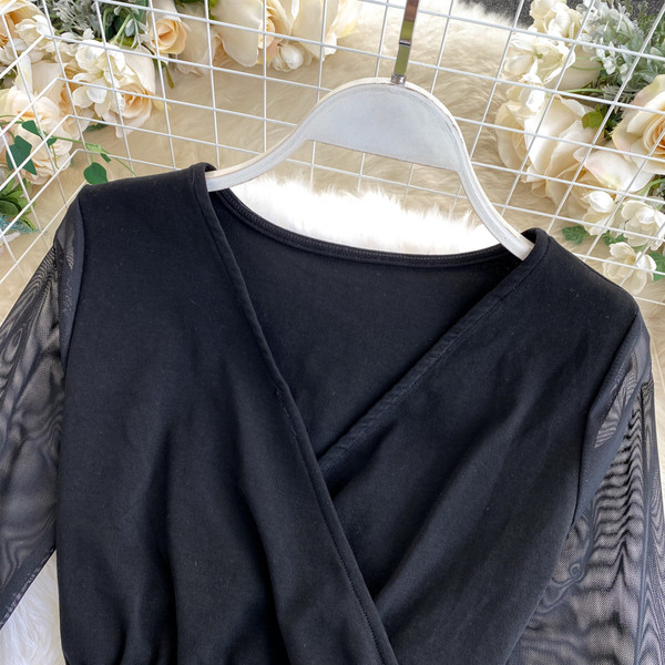 Stílusos női ing és szoknya szett fekete kövekkel