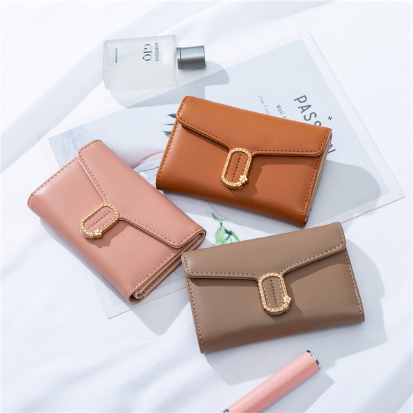 Öko-nahast metallist kinnitusega väike naiste rahakott