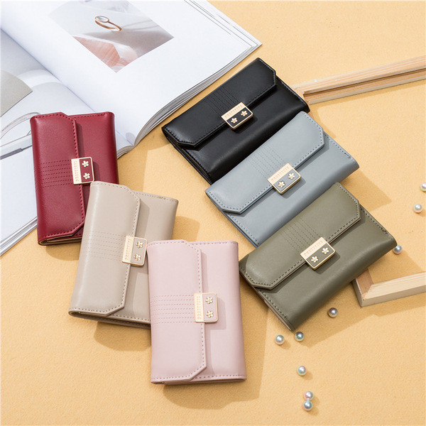 Női pénztárca eko bőrből és fém rögzítéssel