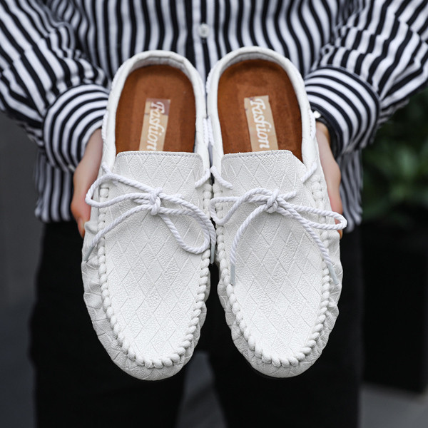 Öko bőrből készült modern férfi mokaszinok több színben