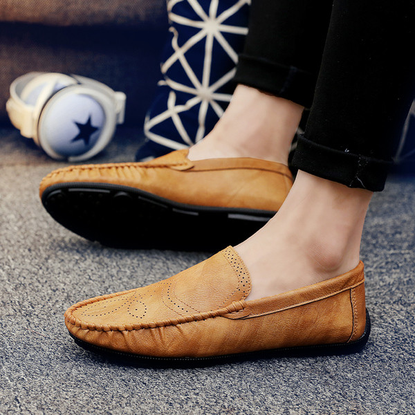 Moodne meeste mokassiinide tavaline mudel