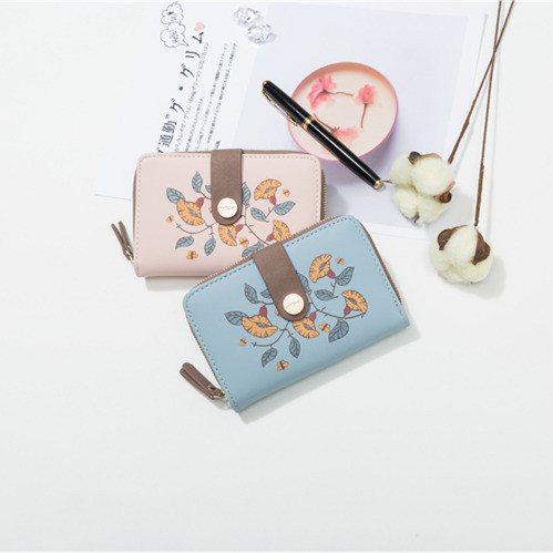 Naiste lillede ja lukuga nahast rahakott