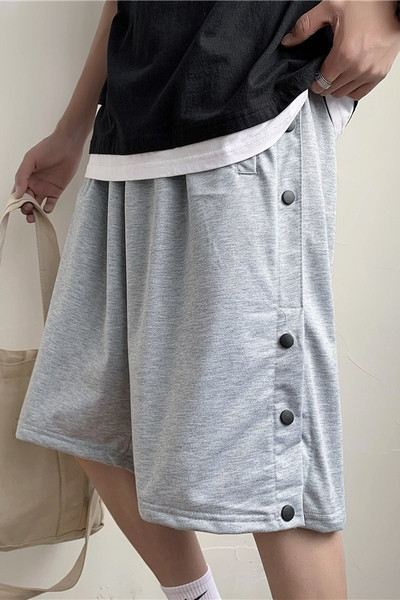 Σπορ και casual ανδρικά σορτς με κουμπιά