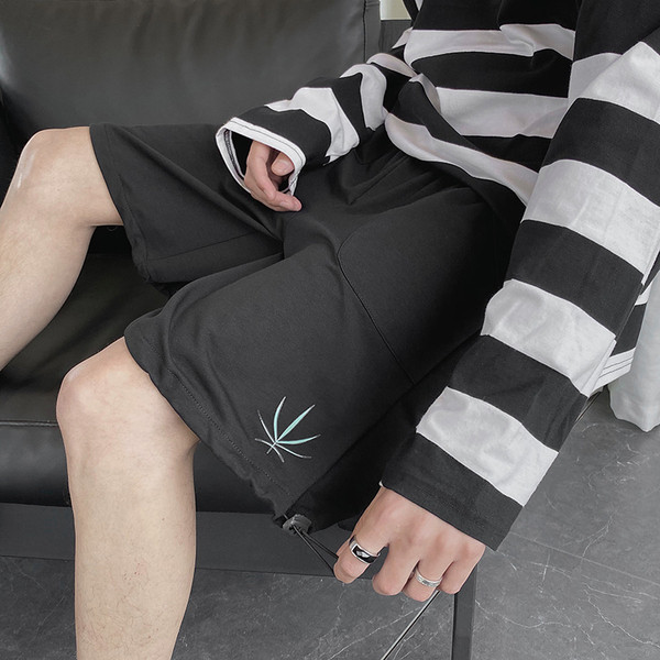 Tikandite ja sääresidemetega vabaajapüksid