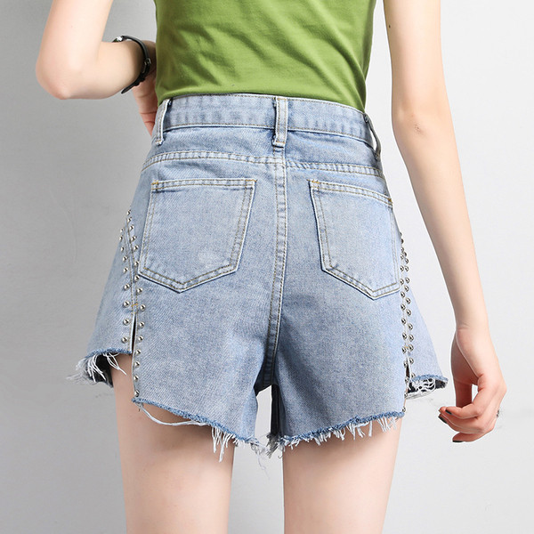 Ikdienas sieviešu šorti ar augstu vidukli un metāla elementiem