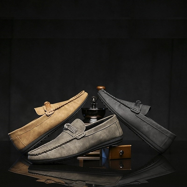 Meeste vabaaja paeltega mokassiinid