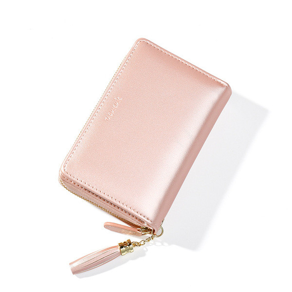 Γυναικείο πορτοφόλι με φερμουάρ και γυαλιστερό αποτέλεσμα