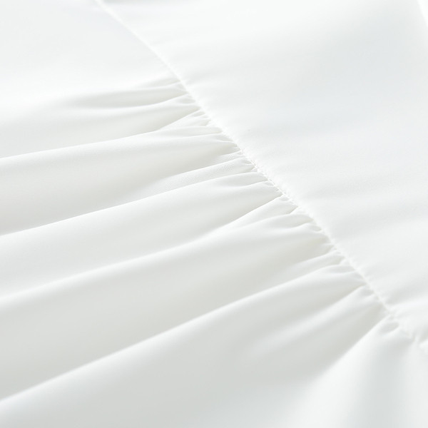 Cămașă modernă de damă - cu decolteu spitz și mâneci lungi