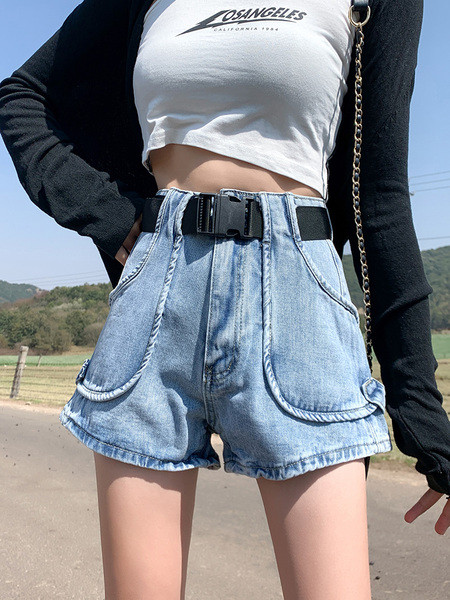 Ikdienas sieviešu šorti ar augstu vidukli un dziļām kabatām