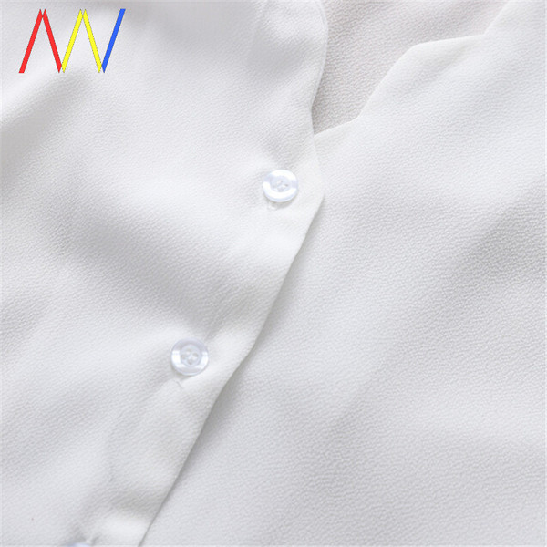 Naiste pitsvarrukate ja nööpidega särk