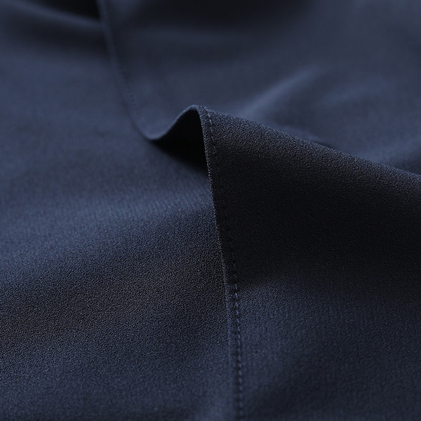 Alkalmi női ing - széles modell klasszikus gallérral