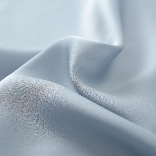 Modern női ing hosszú ujjal és széles gallérral