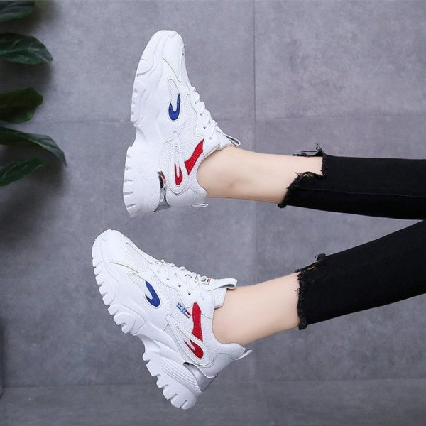 Sporta un ikdienas sieviešu kedas ar krāsainu rakstu