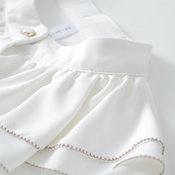 Modern női ing ovális nyakkivágással