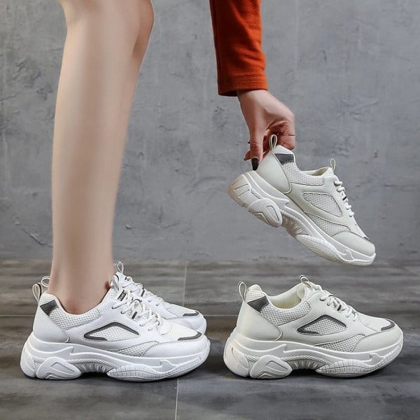 Casual γυναικεία αθλητικά παπούτσια με κορδόνια και παχιά σόλα