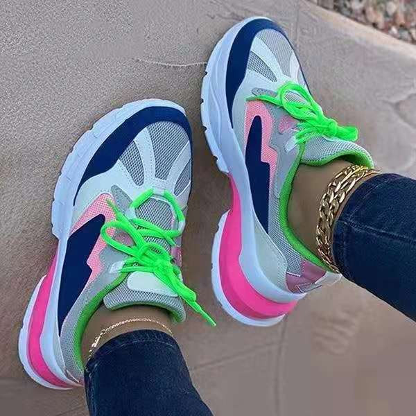 Γυναικεία αθλητικά  παπούτσια με κορδόνια