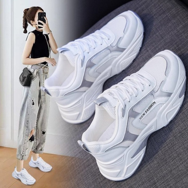 Sporty-casual γυναικεία αθλητικά παπούτσια με κορδόνια και τραχιά σόλα