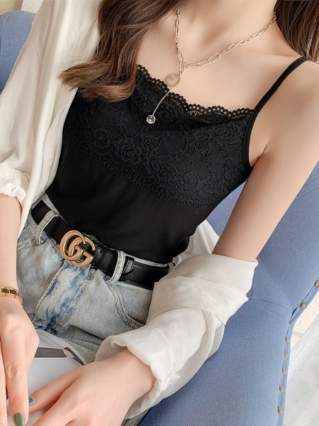 T-krekls ar mežģīnēm un plānām lencītēm vairākās krāsās