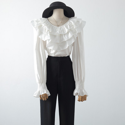 Jauna modeļa sieviešu krekls ar apaļu kakla izgriezumu un lotosa piedurknēm