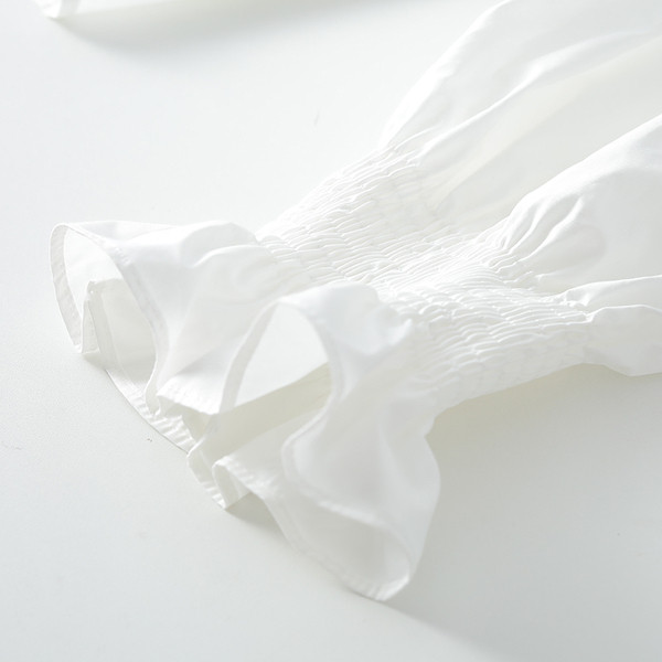 Jauna modeļa sieviešu krekls ar apaļu kakla izgriezumu un lotosa piedurknēm