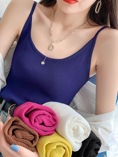 Naiste vabaaja õhukeste rihmadega topp – puhas mudel