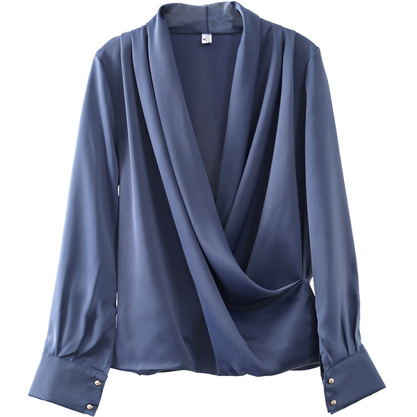 Moodne sügava spitsikaelusega naiste särk