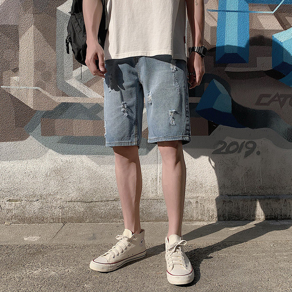 Ανδρικά τζιν 3/4 με σκισμένα μοτίβα