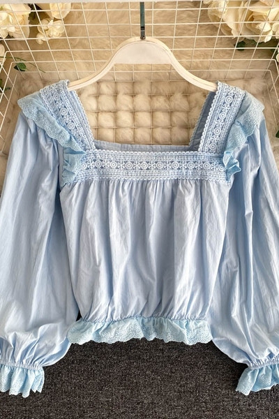 Casual γυναικείο πουκάμισο με τετράγωνο ντεκολτέ και μακριά μανίκια