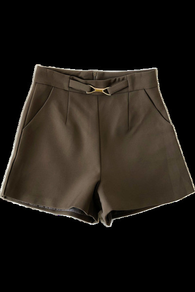 Moodsad kõrge vöökoha ja taskutega lühikesed püksid