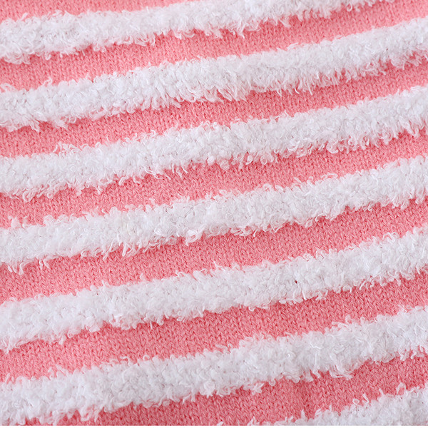 Triibuline kootud naiste komplekt kahest osast