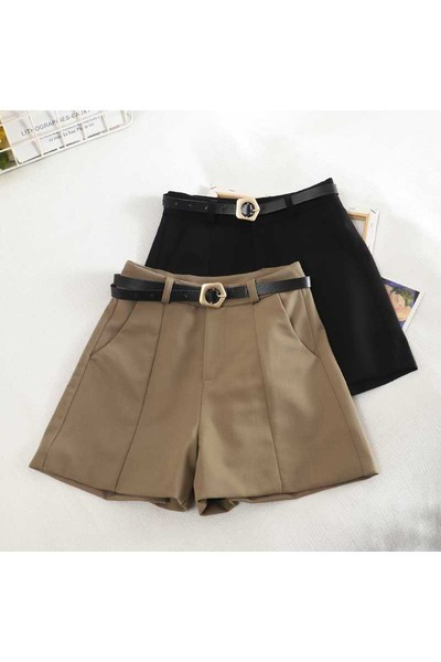 Naiste lühikesed püksid lai vööga mudel