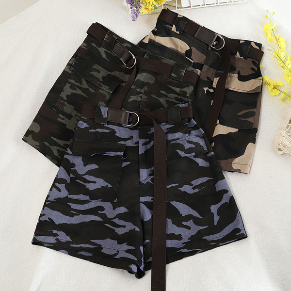 Vöö ja kõrge vöökohaga kamuflaažipüksid