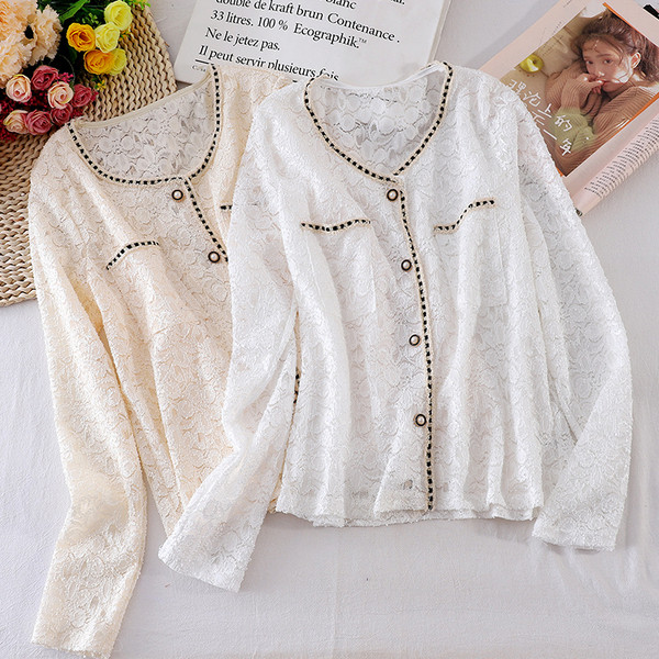 Retro csipke ing gombokkal