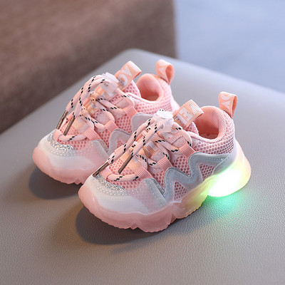Sport gyerekcipő lányoknak fűzővel és világító talppal