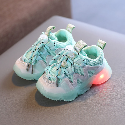 Sport gyerekcipő lányoknak fűzővel és világító talppal