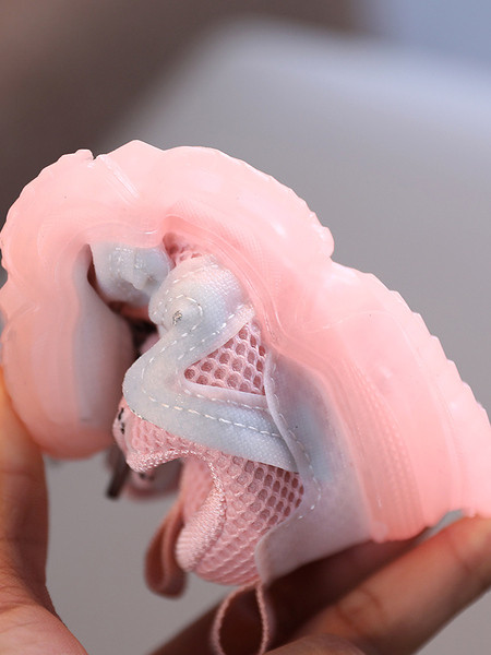 Sport gyerekcipő lányoknak fűzővel és világító talppal