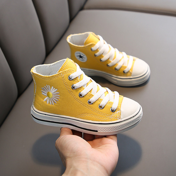 Casual παιδικά αθλητικά παπούτσια για κορίτσια με κέντημα