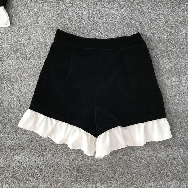 Ikdienas sieviešu komplekts no divām daļām melnā krāsā