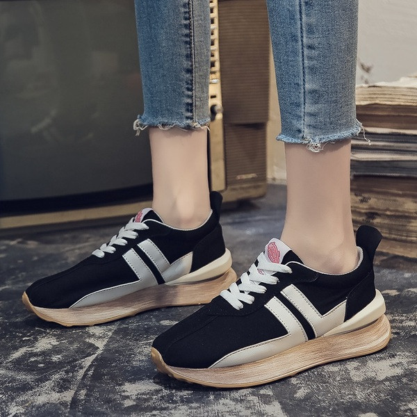 Casual γυναικεία αθλητικά παπούτσια από αναπνεύσιμο ύφασμα