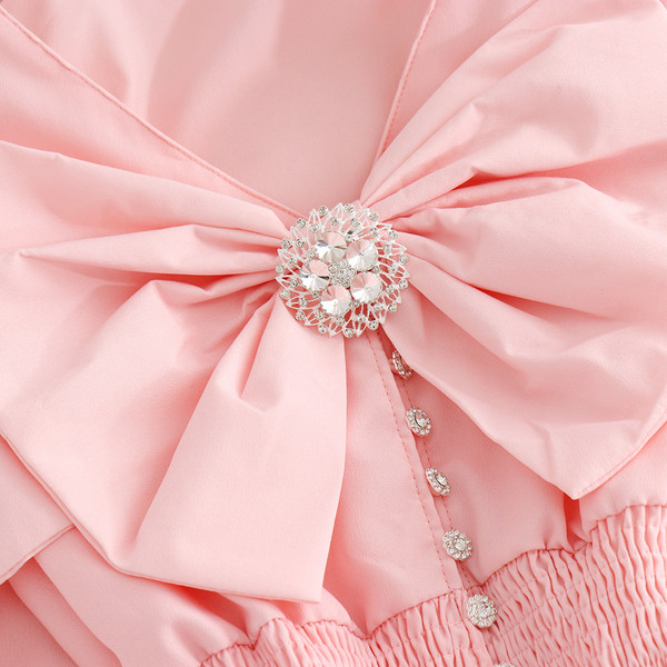 Jauna modeļa sieviešu krekls ar elastīgu jostasvietu un lenti