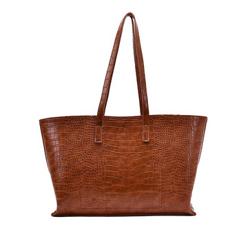 Ежедневна дамска чанта от еко кожа с къса дръжка - изчистен модел
