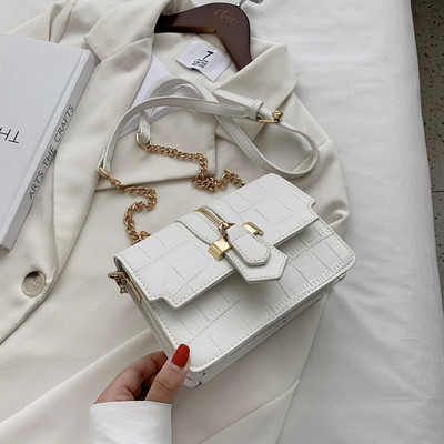 Stiilne pika metallist sangaga ökonahast naistekott