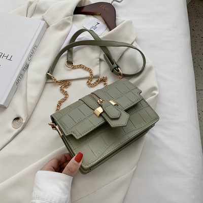 Stiilne pika metallist sangaga ökonahast naistekott